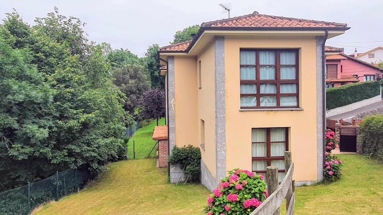 Vivienda Vacacional Villa Maruja Andrín Eksteriør bilde