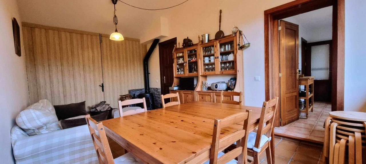 Vivienda Vacacional Villa Maruja Andrín Eksteriør bilde