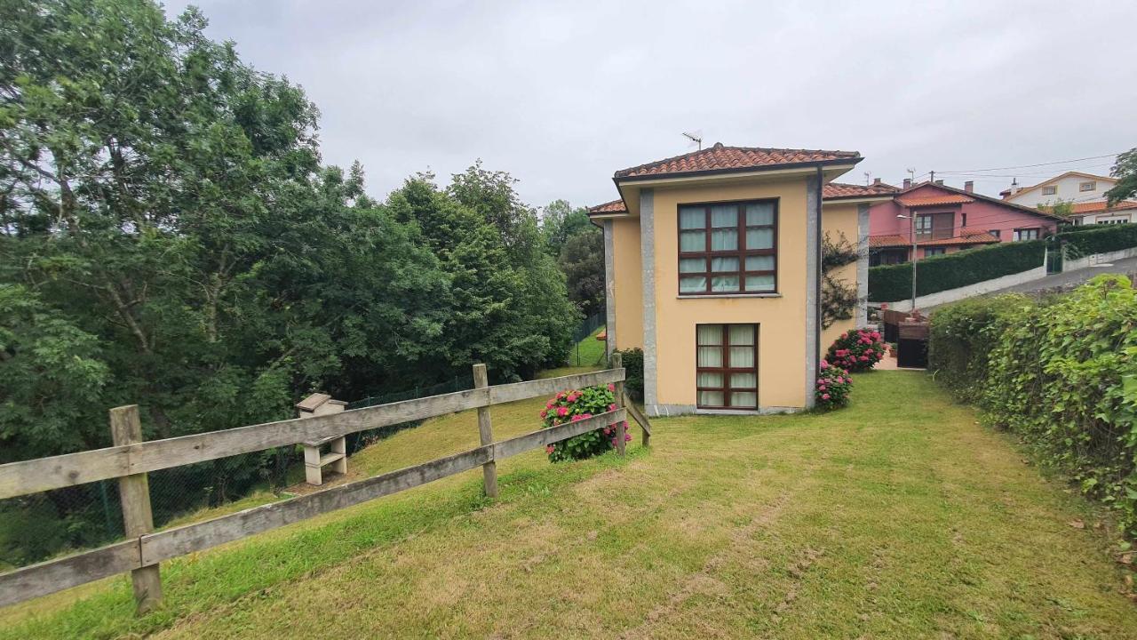 Vivienda Vacacional Villa Maruja Andrín Eksteriør bilde